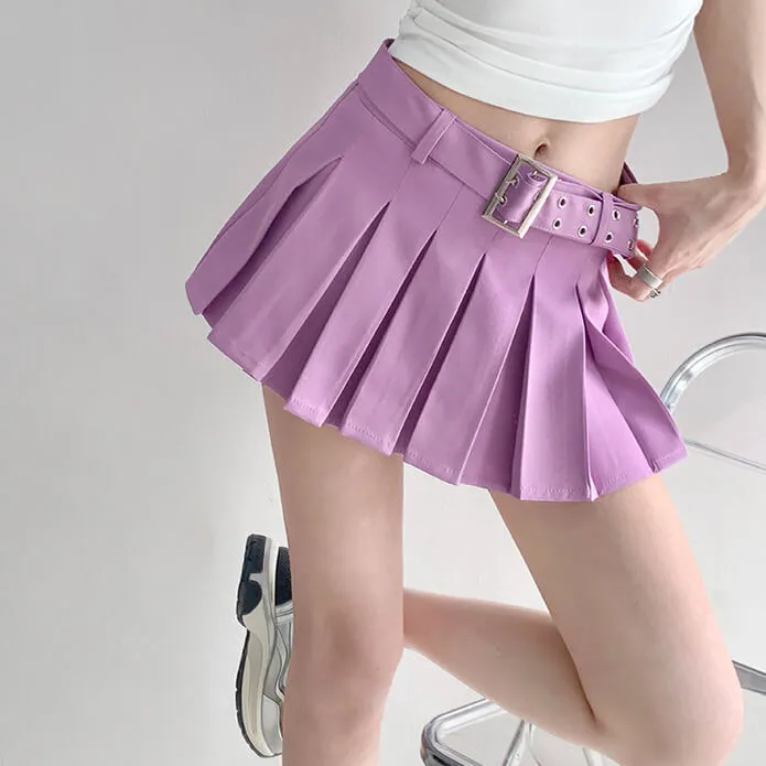 Buckle belt mini skirt