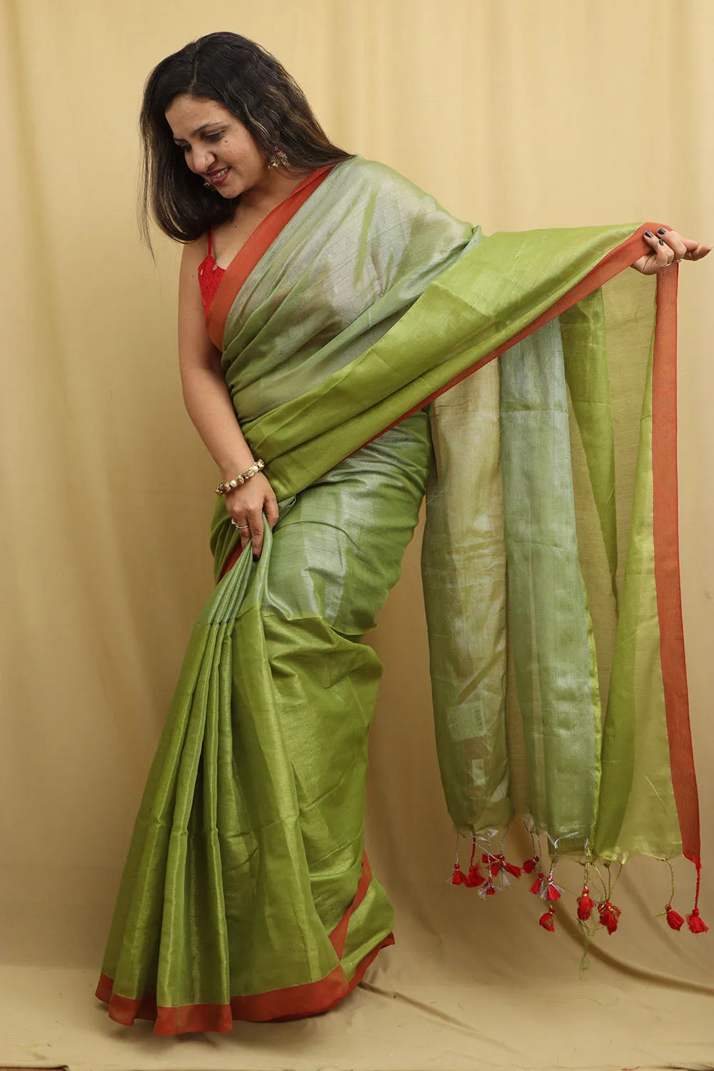 Green Bengal Plain Tissue Cotton Saree - Elegant and Stylish