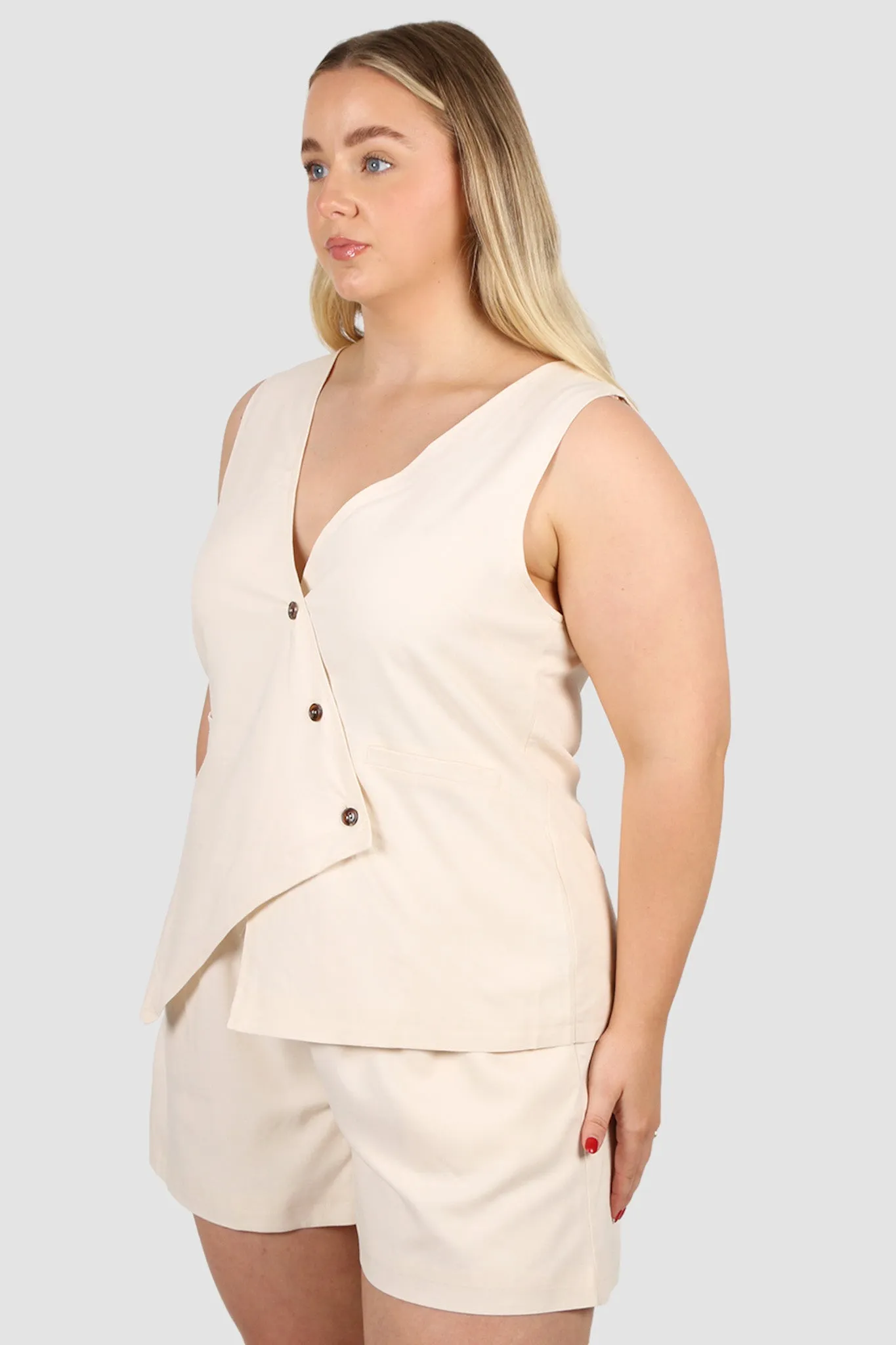 NIXIE TOP NEUTRAL